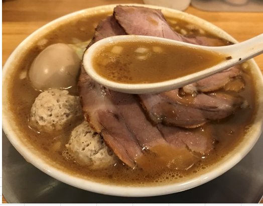 天理市「麺場力皇」力皇らーめん全部のせのスープ写真